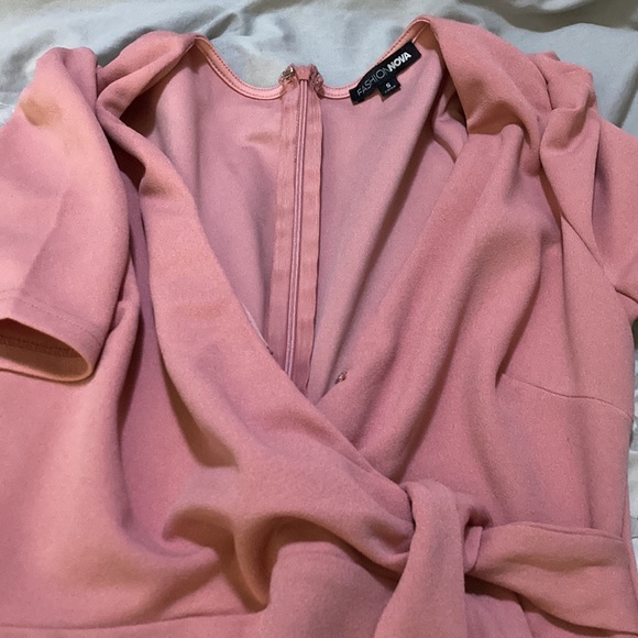 Fashion Nova dress 🌸 - Picture 4 of 7